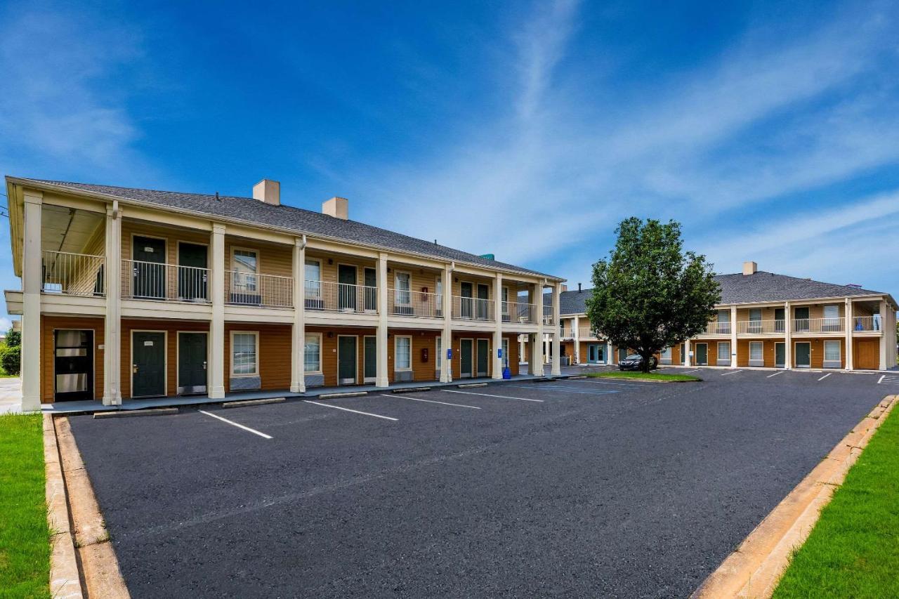 Boutique Style Quality Inn Oxford Anniston I-20 Bagian luar foto